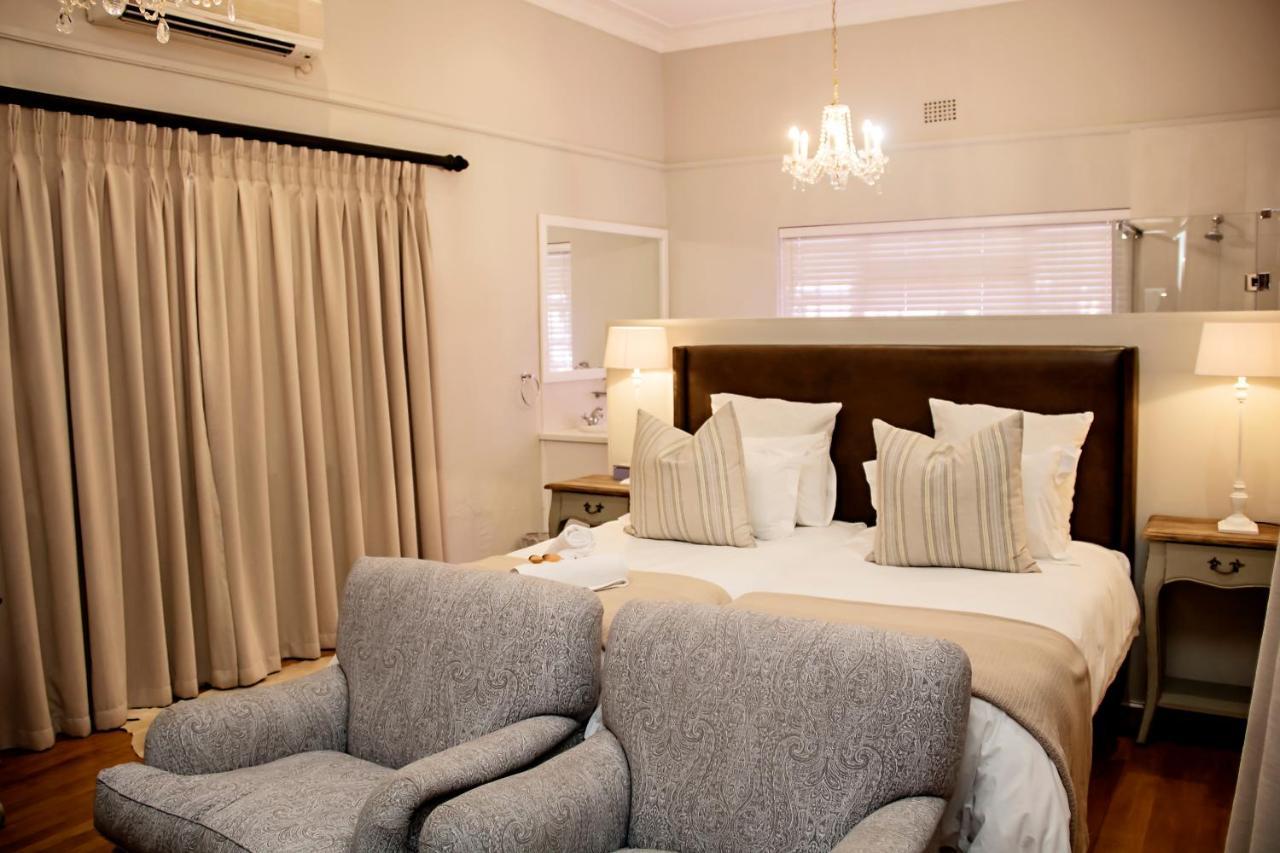 Beaufort Manor Country Lodge Бофорт Уест Екстериор снимка