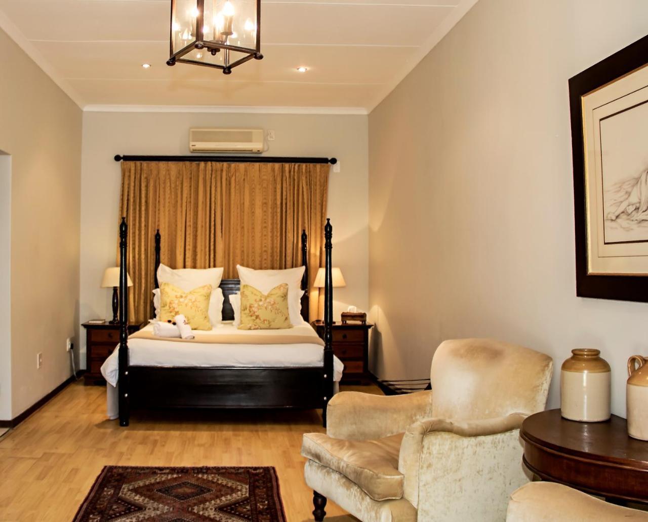 Beaufort Manor Country Lodge Бофорт Уест Екстериор снимка