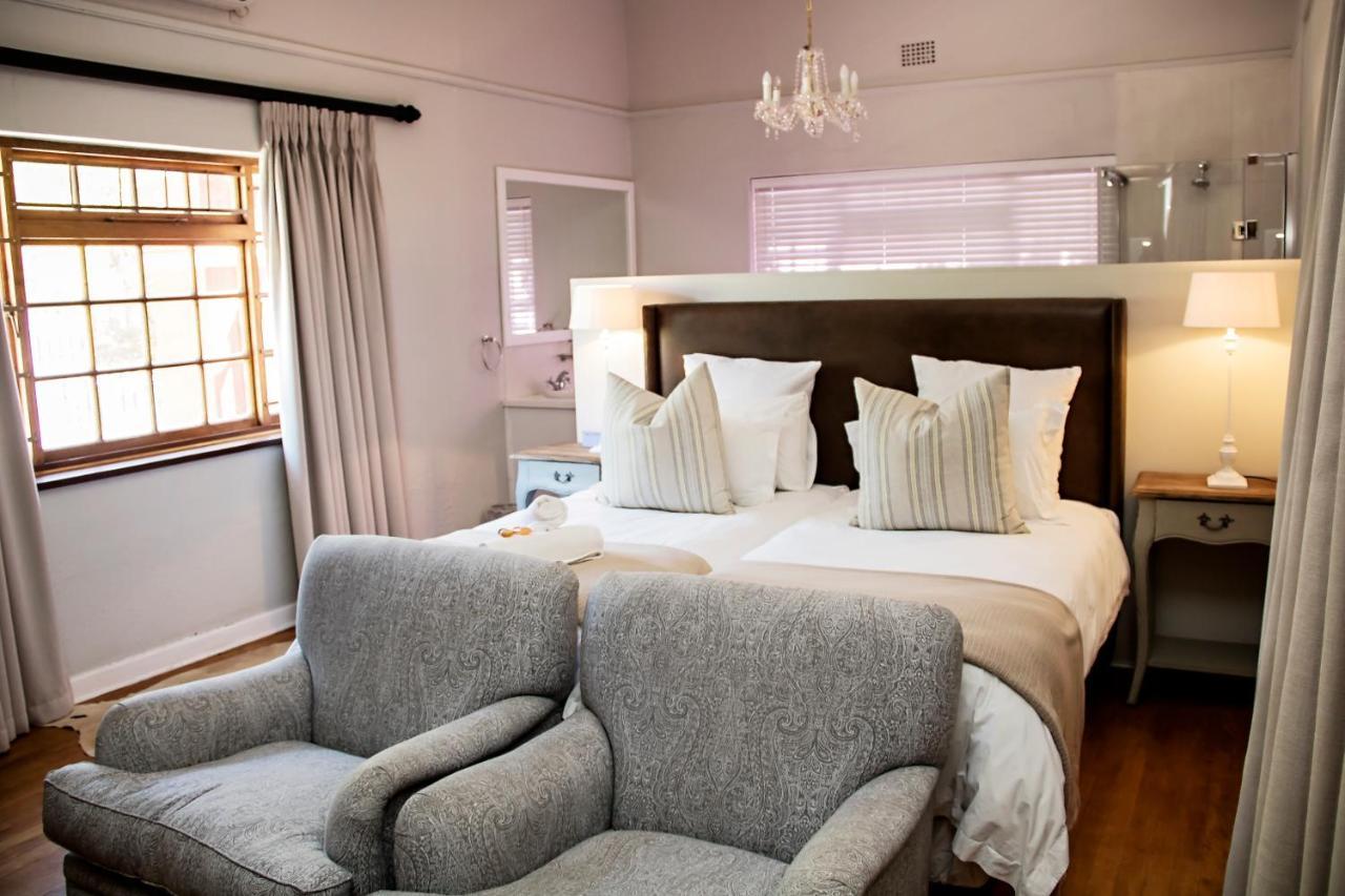 Beaufort Manor Country Lodge Бофорт Уест Екстериор снимка